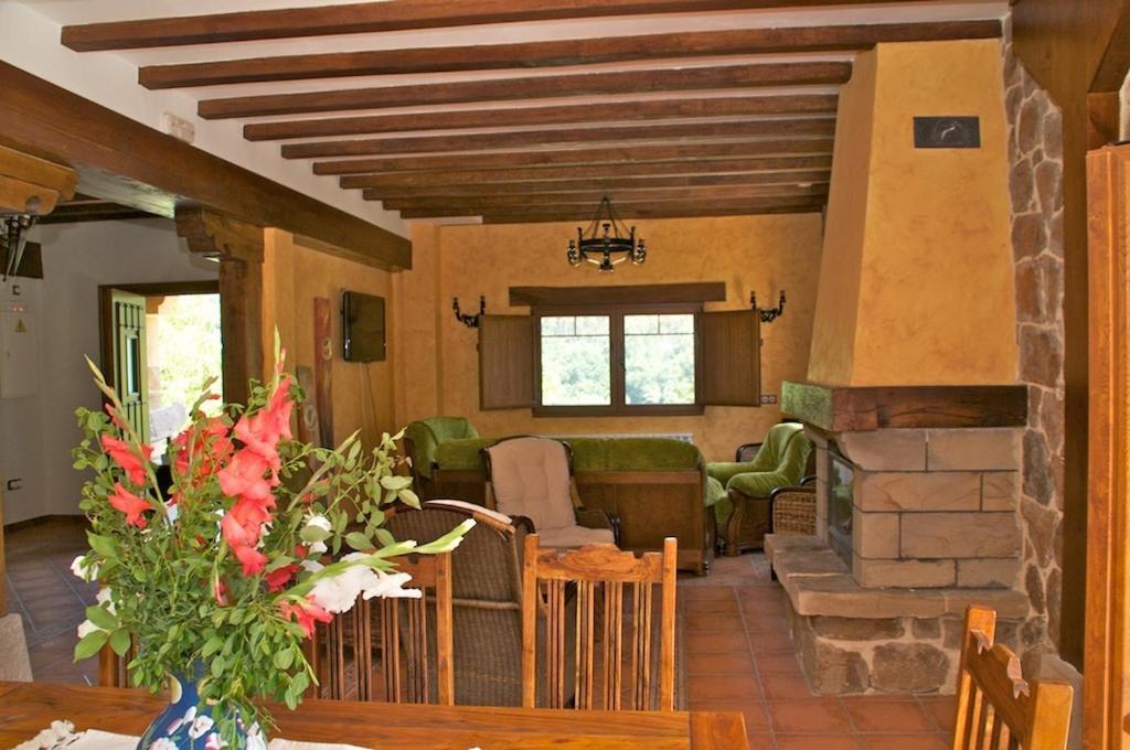ホテル Casa Aingeru カランサ エクステリア 写真